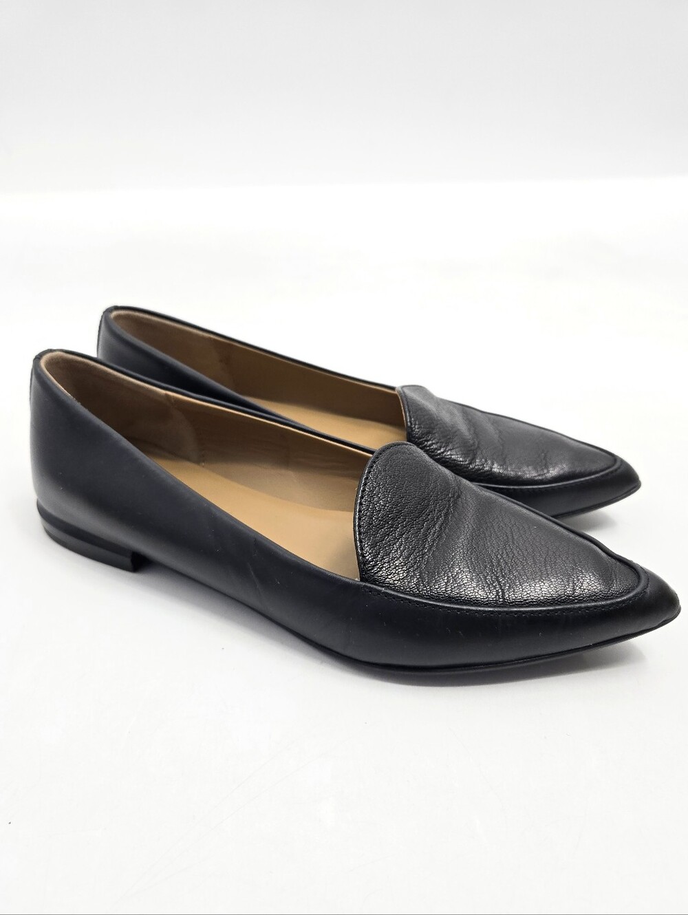 Everlane Black Pointed-Toe Leather Loafers